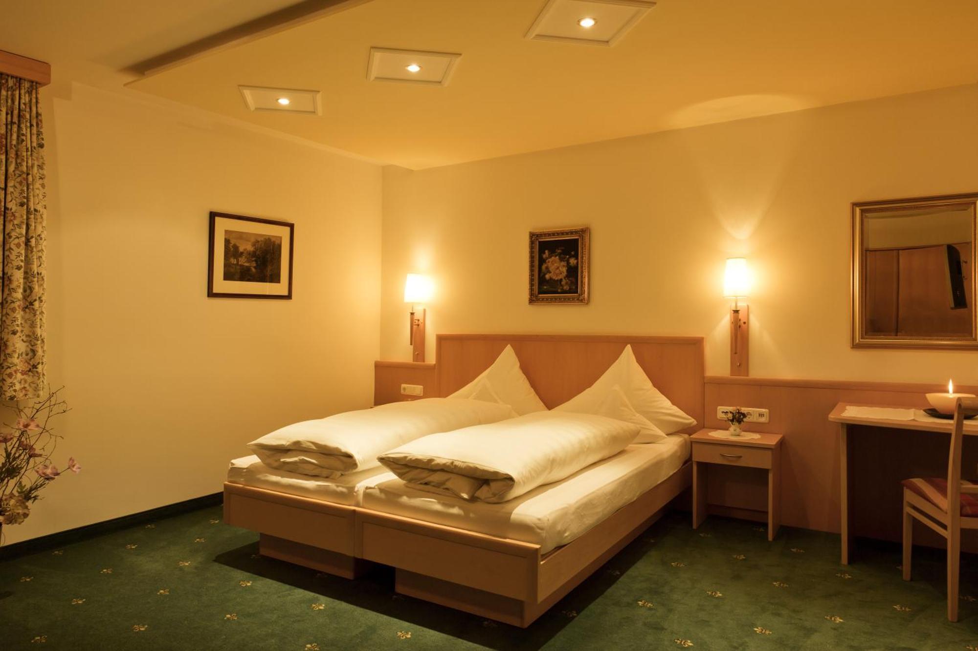 Hotel Angelika Sankt Anton am Arlberg Quarto foto